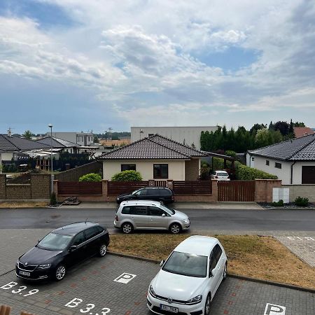 Beautiful 2 Bedroom Apartment Prostejov Luaran gambar